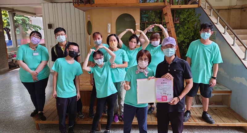力山工業無懼8月艷陽也要做公益